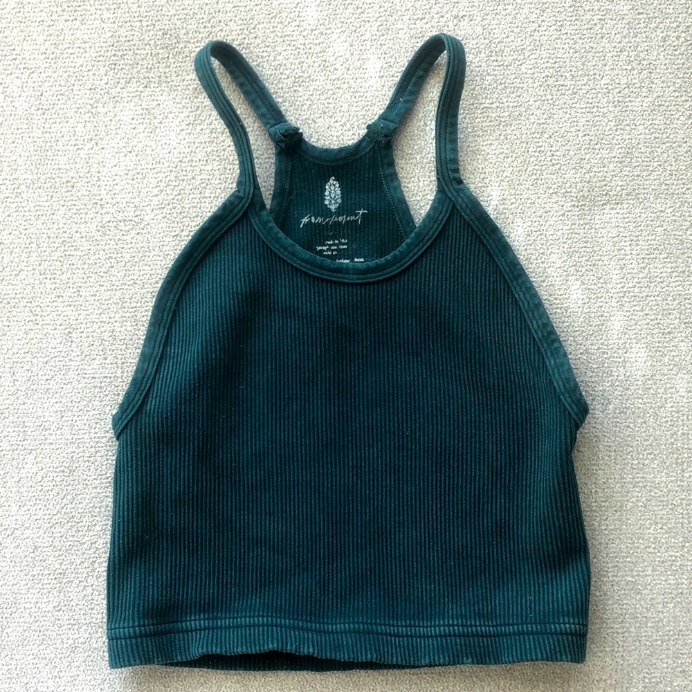 Free people happiness runs crop